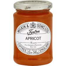 Tiptree Apricot Conserve